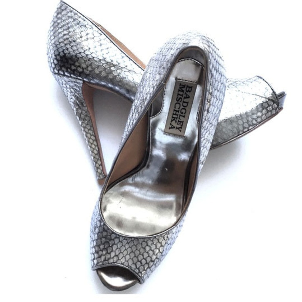 Badgley Mischka Metallic Python Peep Toe Heels - Picture 2 of 8
